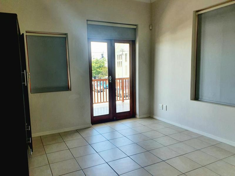 To Let 3 Bedroom Property for Rent in Woodstock Upper Western Cape